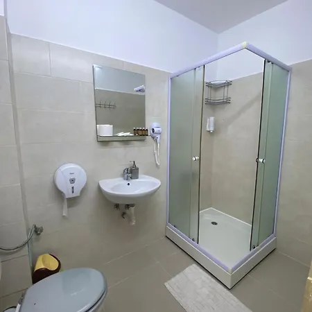 Guest house Azaleea *